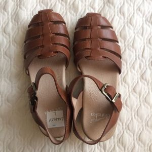 dansko milly fisherman sandal